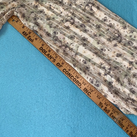 H&M floral semi sheer long raglan sleeve smocked cuff ruffle tie collar size M - Picture 14 of 15